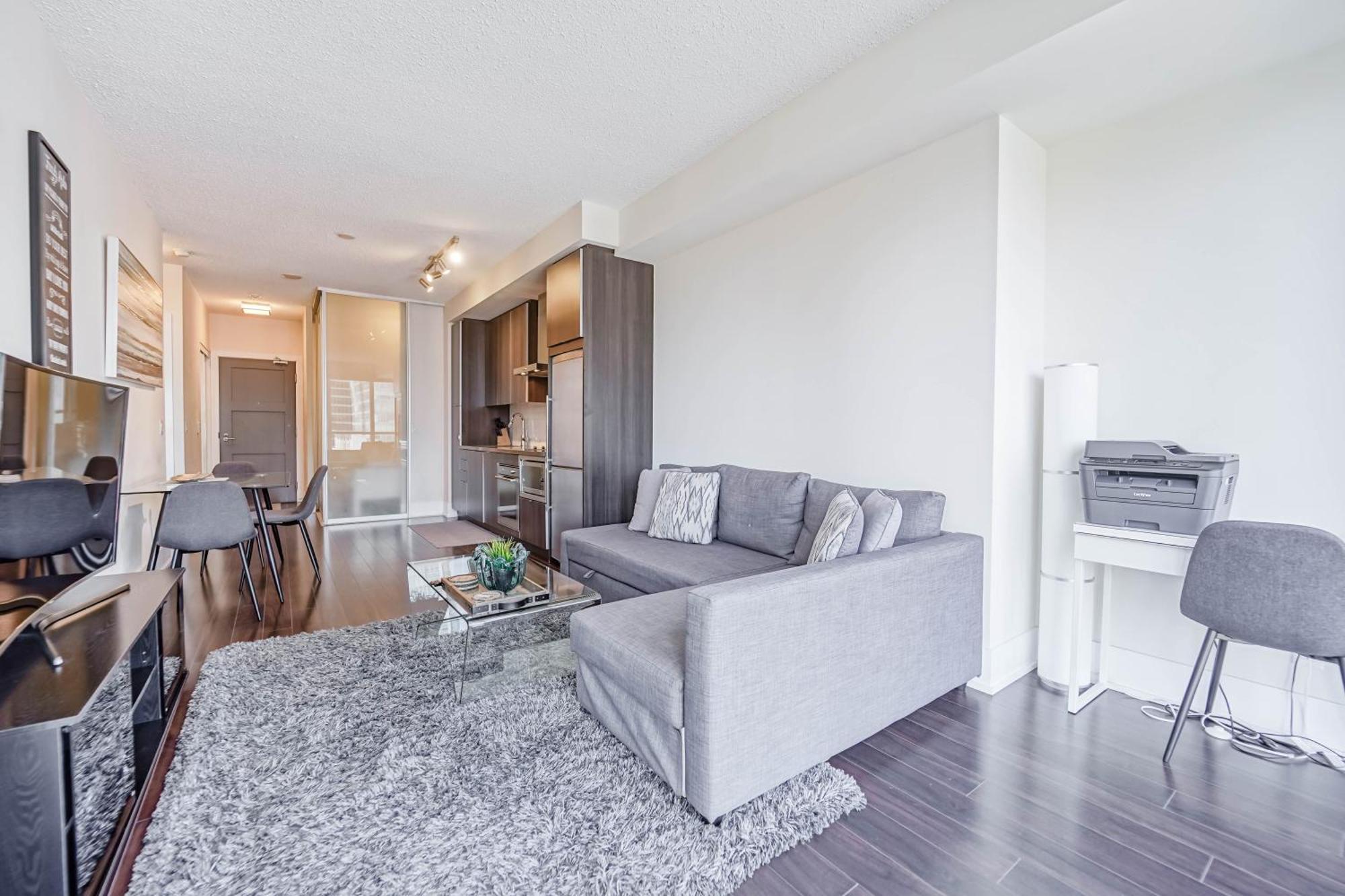 Chol Furnished Suites Heart Of Downtown Toronto, 2 Beds, Free Parking, Cn Tower View Exterior foto